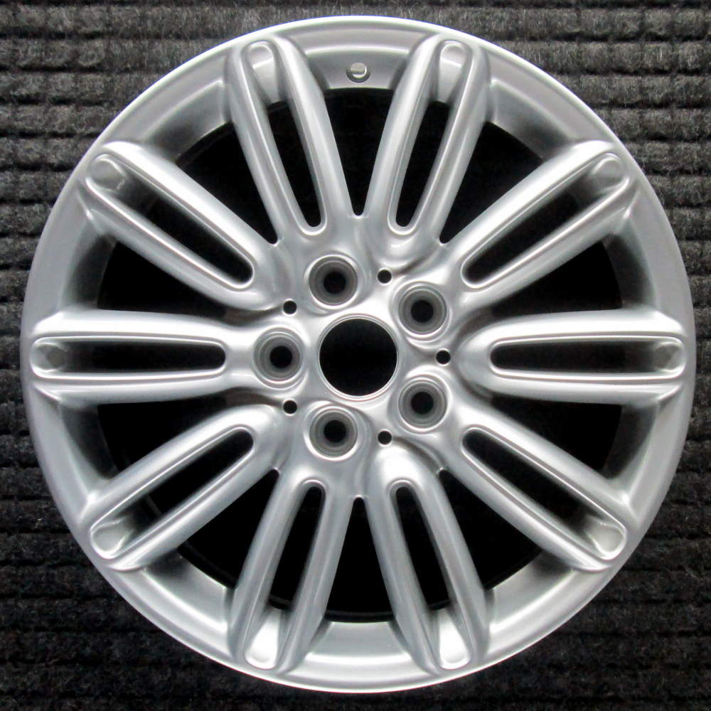Mini Cooper 2014-2018 17″ OEM Wheel