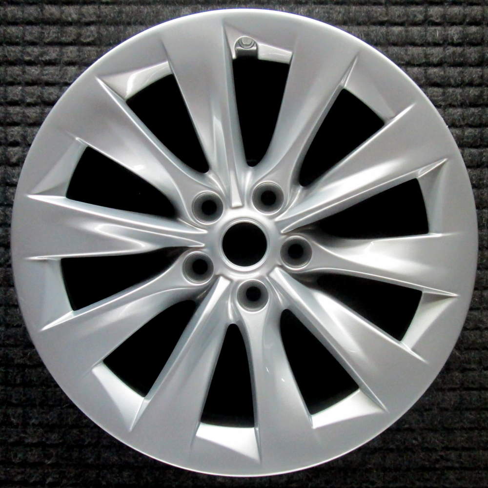 Tesla S 2016-2020 19″ OEM Wheel