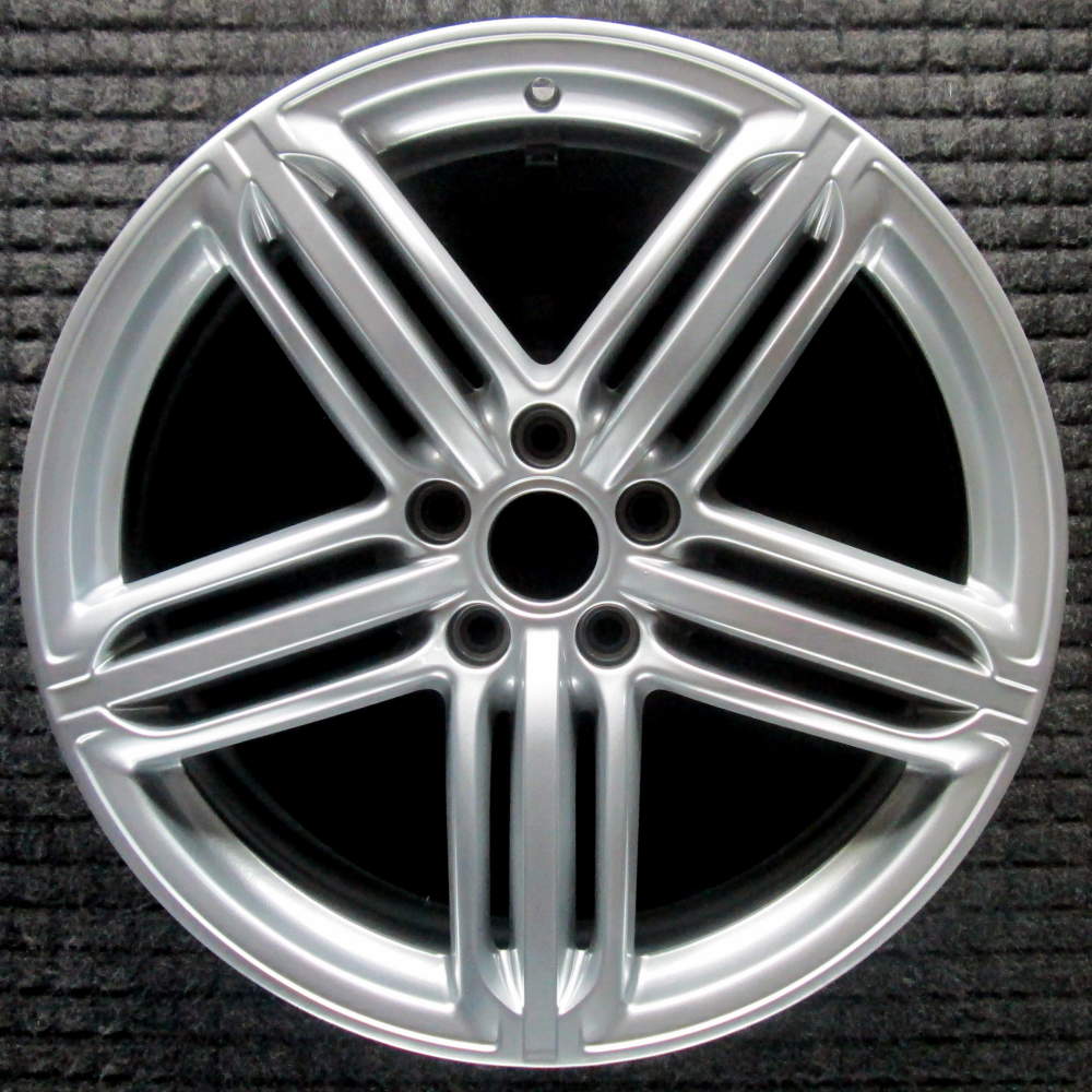 Audi TT Quattro 2011-2015 19″ OEM Wheel Hyper Silver