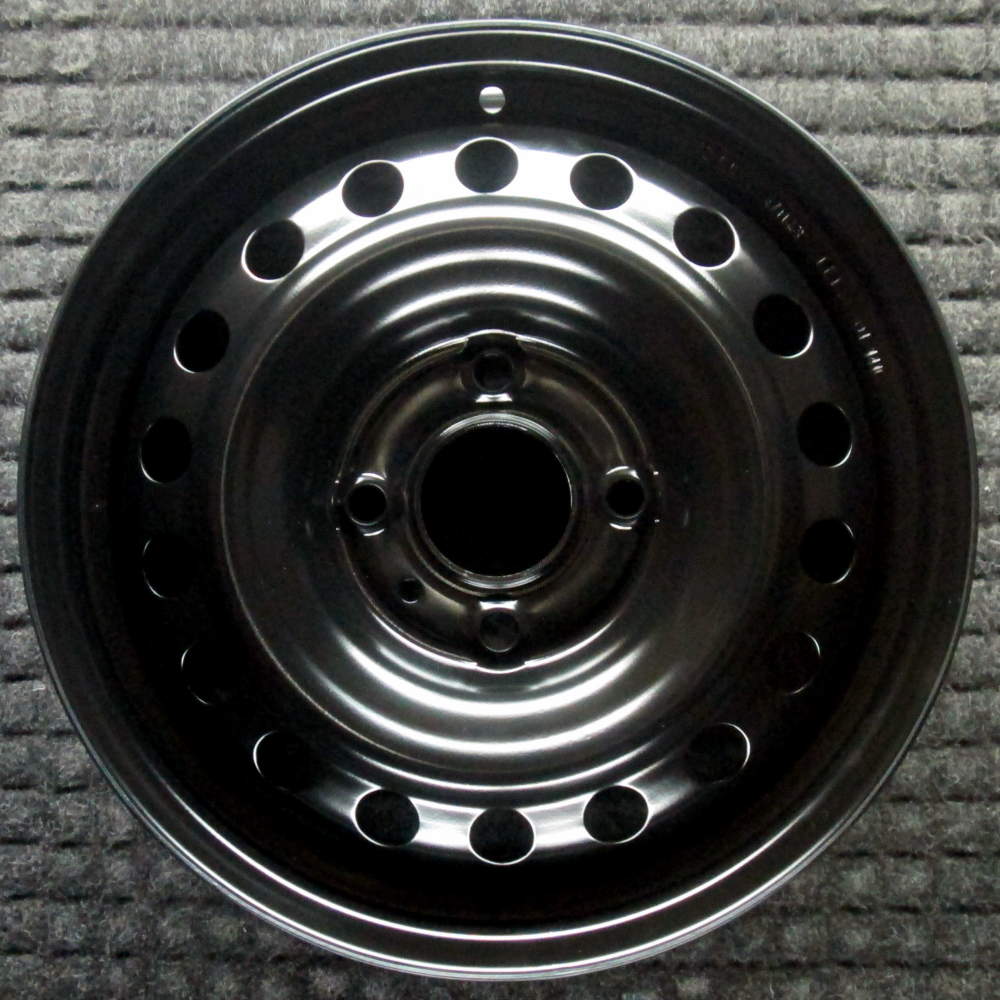 Nissan Versa 2007-2013 15″ Replica Wheel