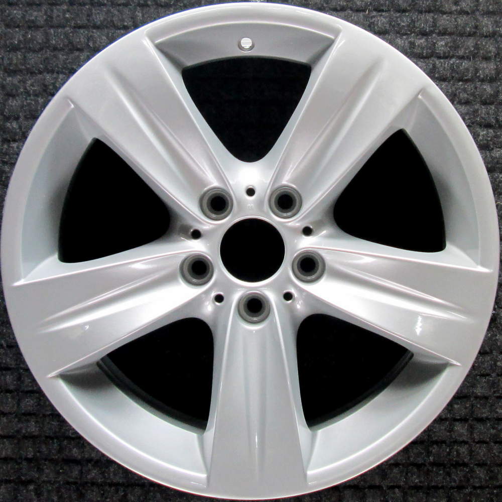 BMW 335i 2005-2014 18" Front OEM Wheel