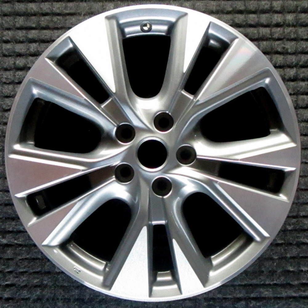 Nissan Murano 2017 18" OEM Wheel Machined