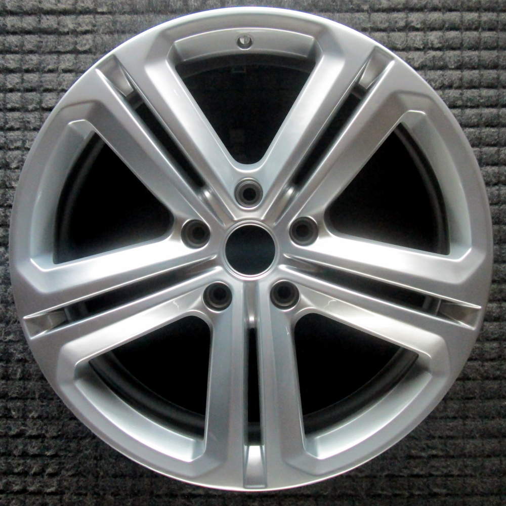 Volkswagen Touareg 2013-2017 20" OEM Hyper Wheel Rim