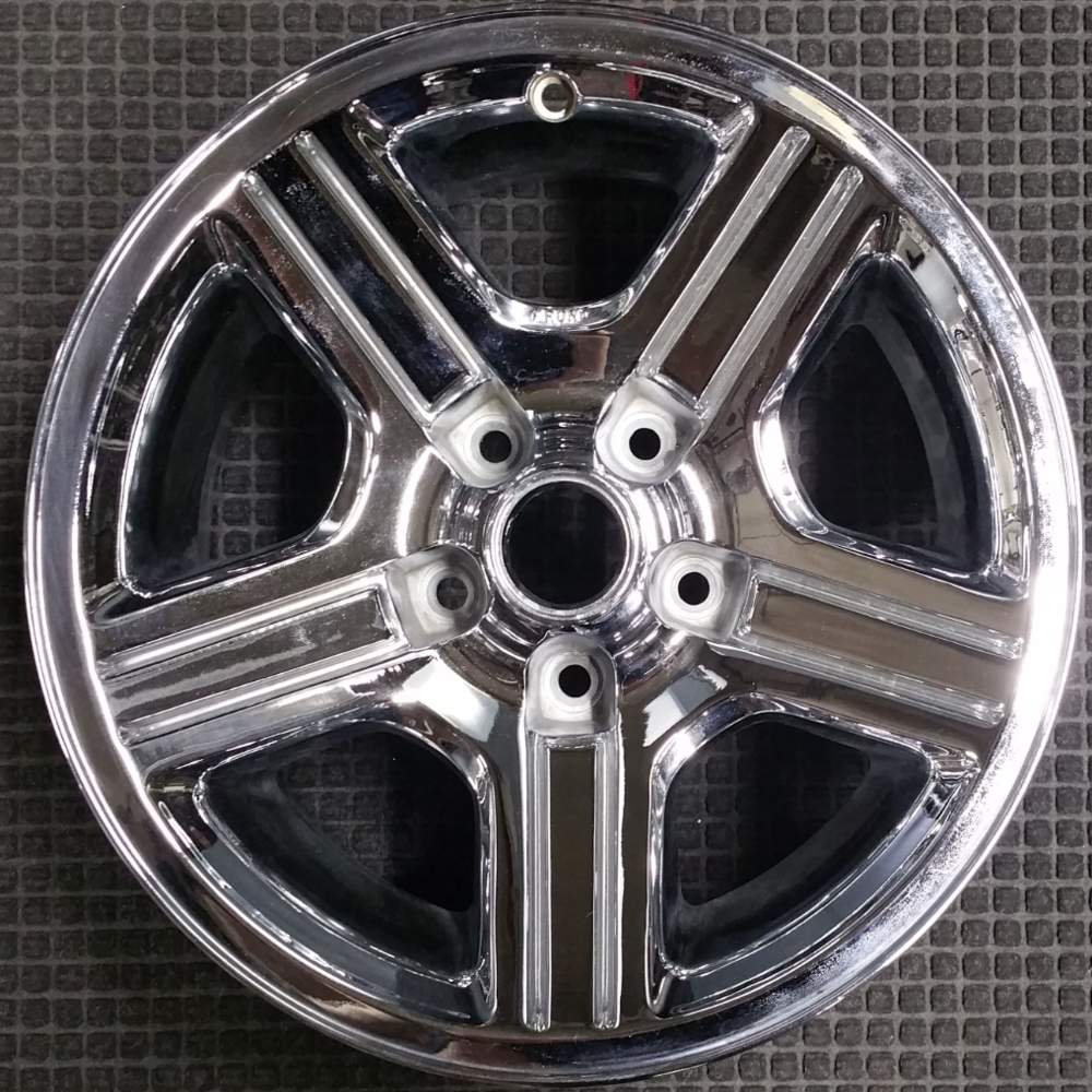 Chevrolet Camaro 1988-1990 16″ Rear Take Off Wheel Chrome