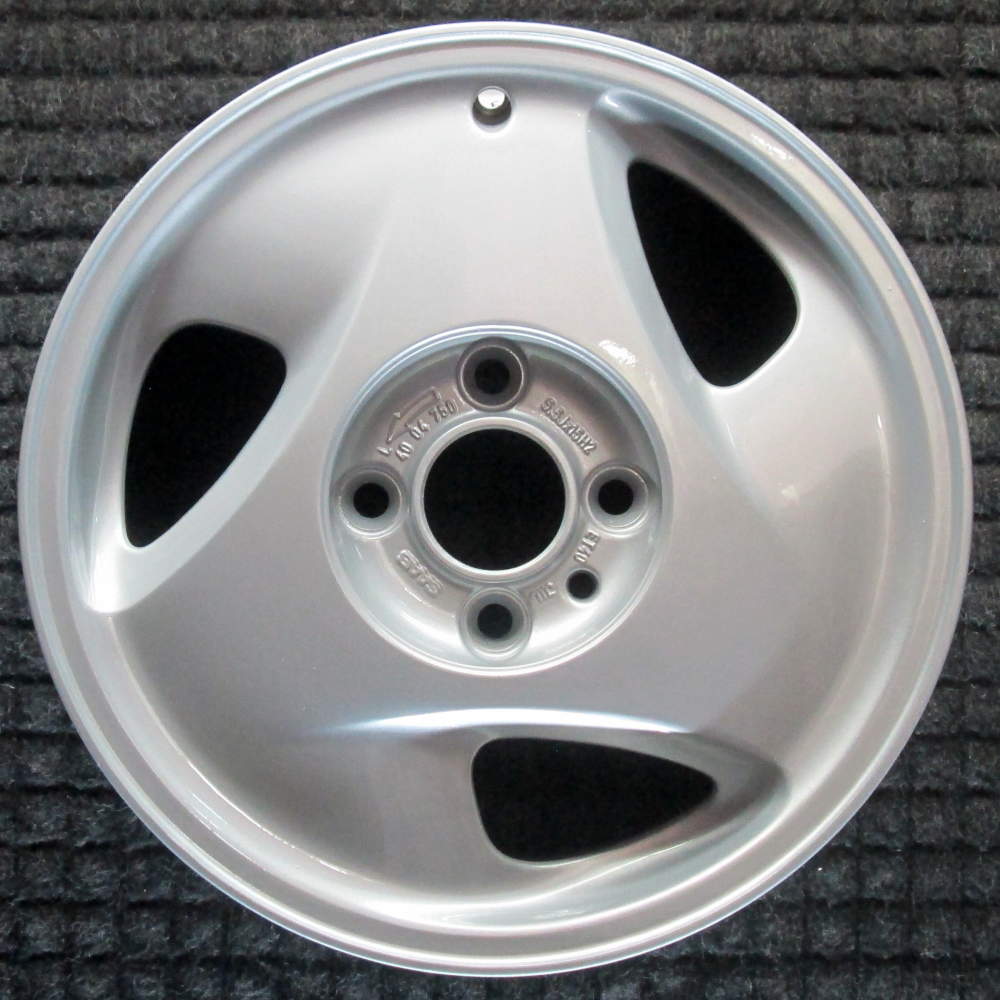 Saab 900 1992-1994 15″ Left Side OEM Wheel Painted