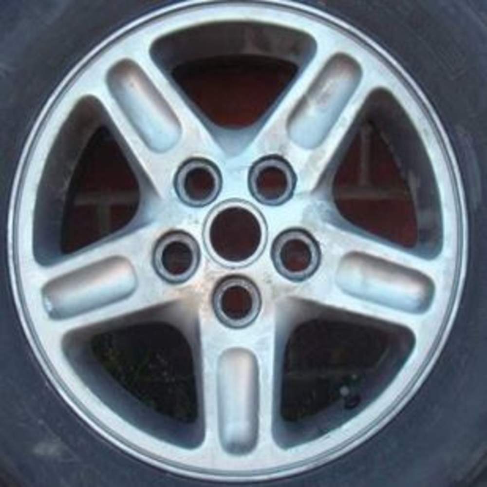 Land Rover Land Rover 2002 16″ OEM Wheel