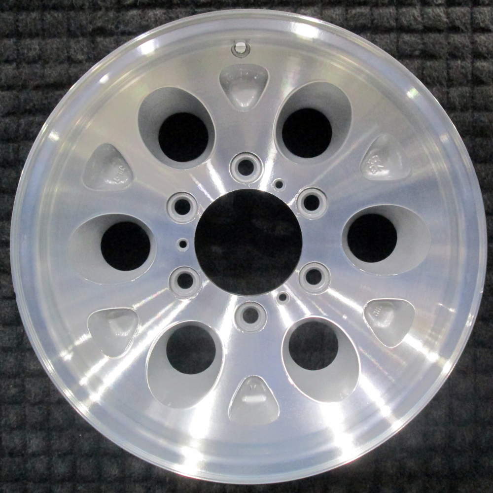 Isuzu Rodeo 1994-1997 15″ OEM Wheel Machined