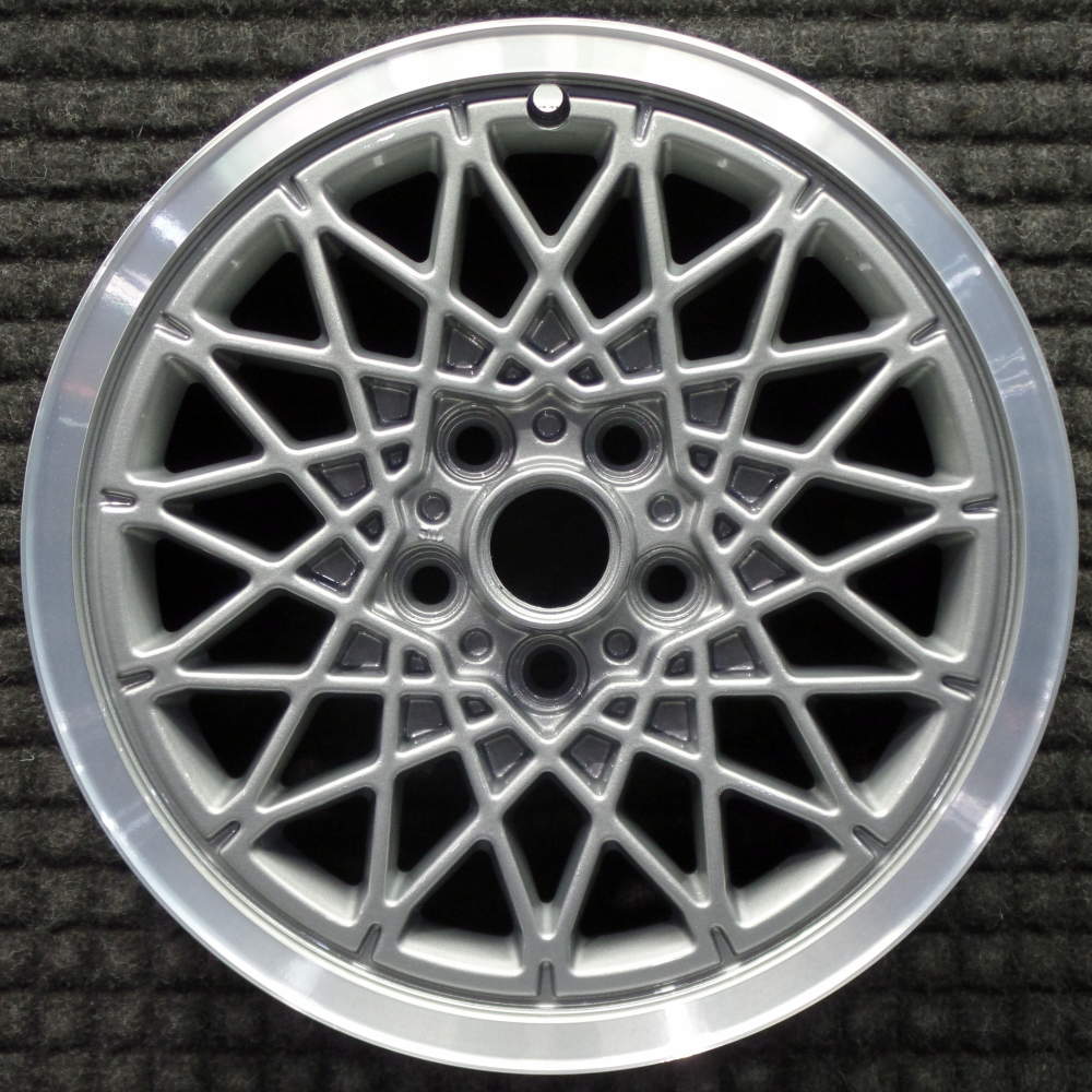 Pontiac Fiero 1988 15″ OEM Wheel Machined