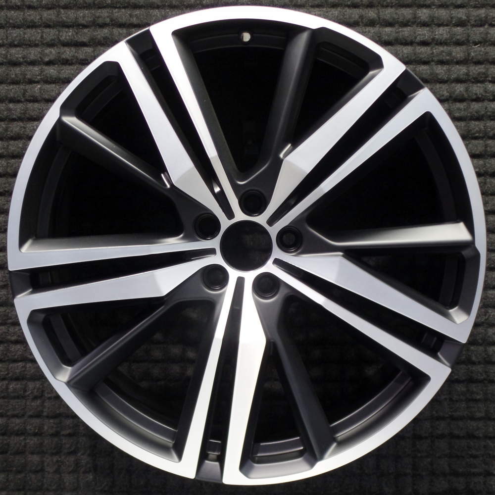 Volvo XC60 2018-2019 21″ OEM Wheel Machined