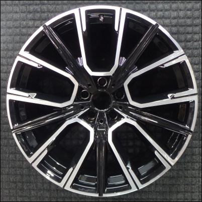 2022 BMW 740i 20″ OEM Wheel Rim Machined w/ Black Pockets