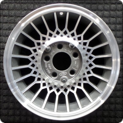 1980-1989 Lincoln Mark Series 15″ OEM Wheel Rim With Center Cap Inserts