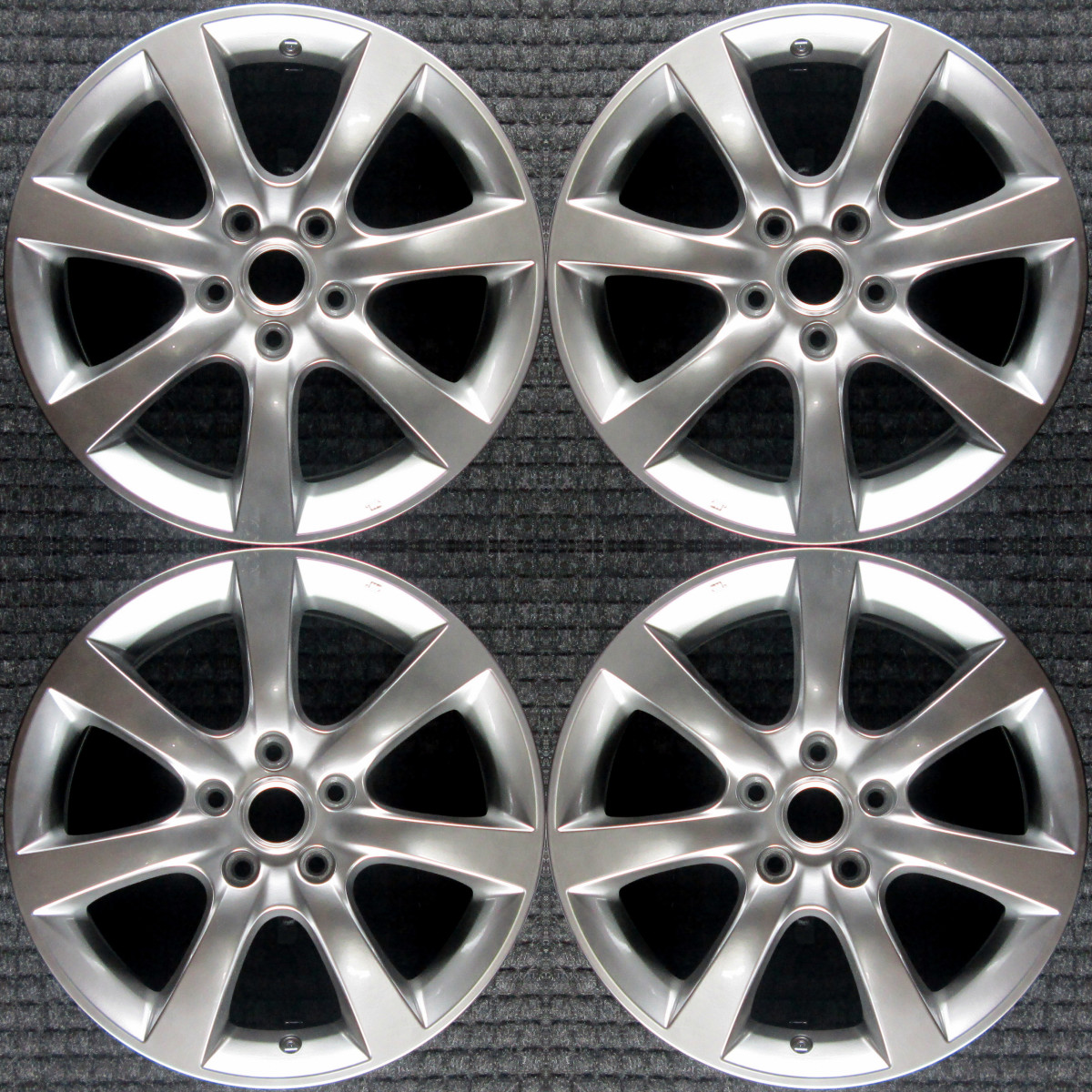 Infiniti G35 Hyper Silver 17 Oem Wheel Set 05 To 06 Ebay