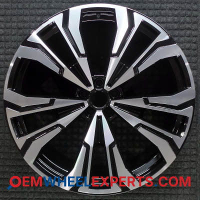 OEM Wheel Rim 36117916264 - 2023-2024 BMW Front 23x9.5 Interchange 86675 Machined w/ Black Pockets