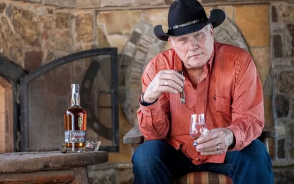 Terry Bradshaw Brings Bourbon Legacy to Vegas Strip