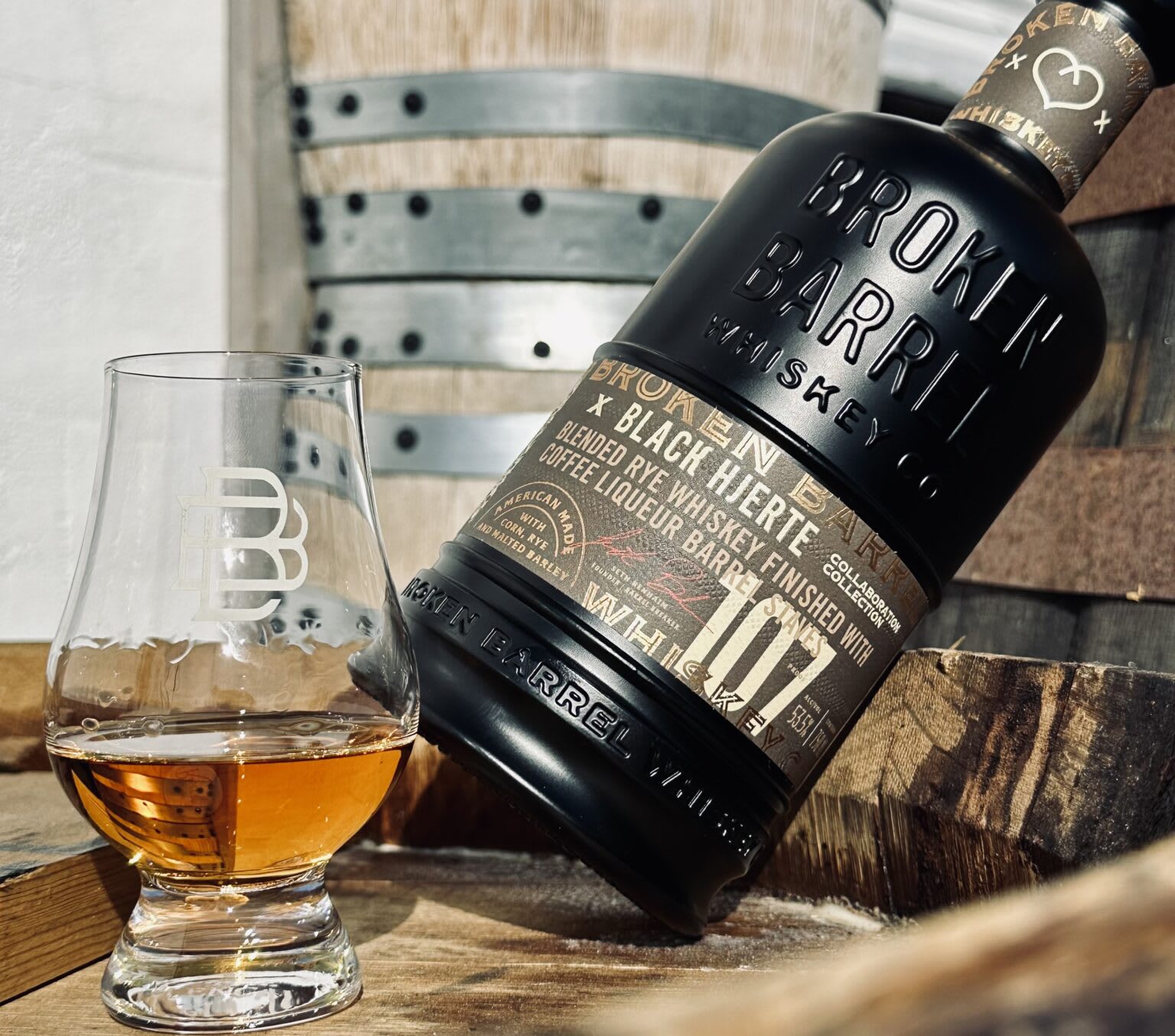 Broken Barrel Black Hjerte