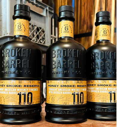 Broken Barrel Whiskey Co. Unveils the Honey Smoke Reserva