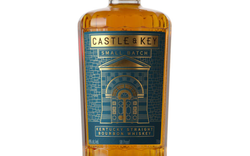 CASTLE & KEY SMALL BATCH BOURBON WHISKEY