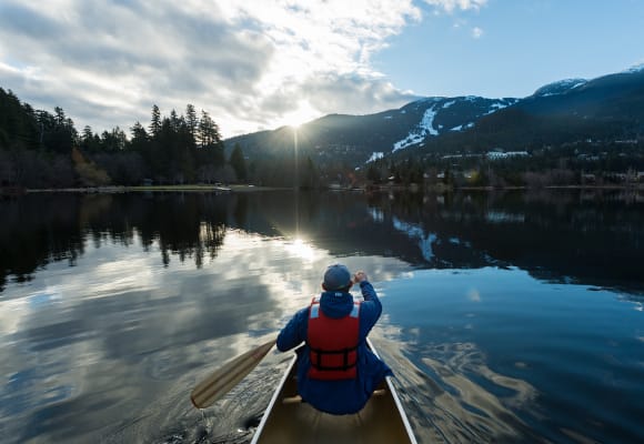 Canoeing on Alta Lake (photo: Tourism Whistler / Mike Crane)