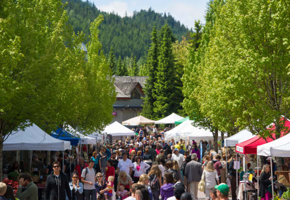 Whistler Farmers' Market (photo: Tourism Whistler / Mike Crane)