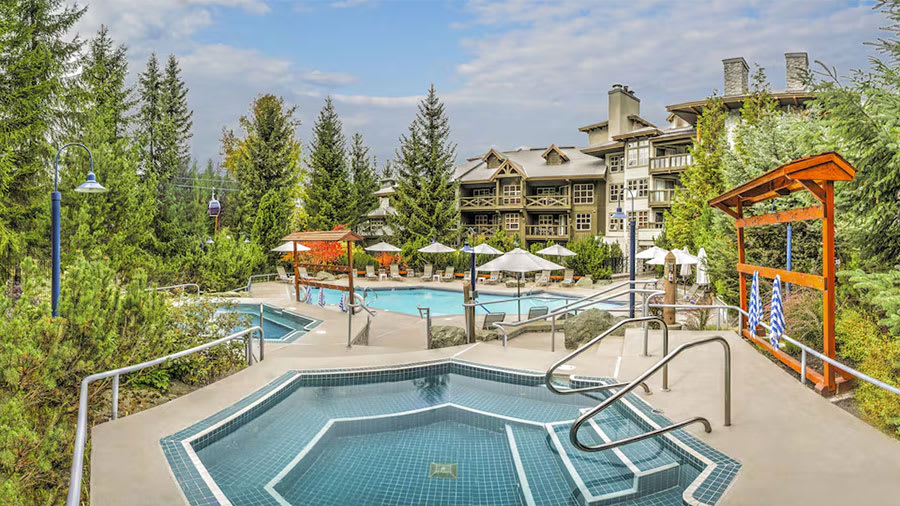 Blackcomb Springs Suites Photo 1