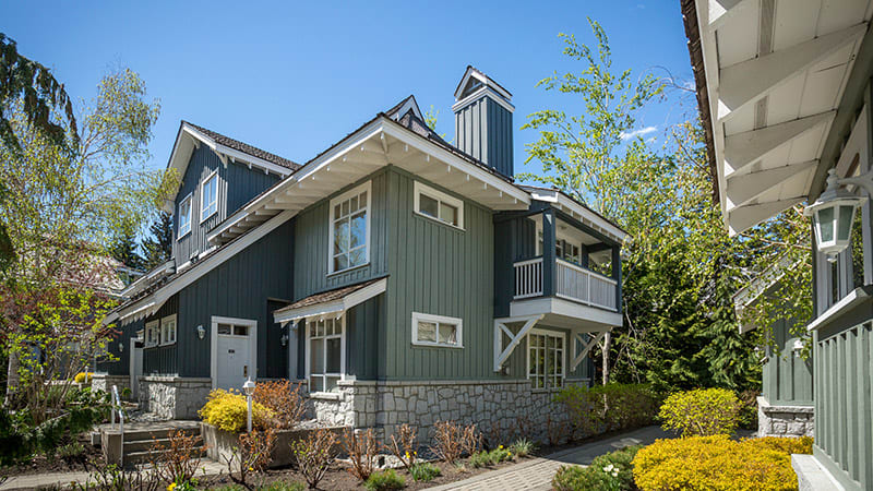 Granite Court Photo 4