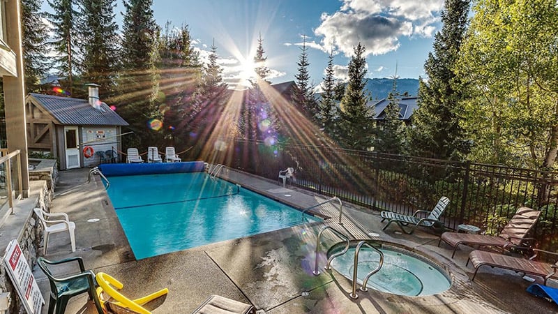 Greystone Lodge Photo 2