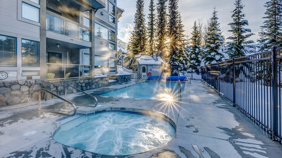 Greystone Lodge Photo 6