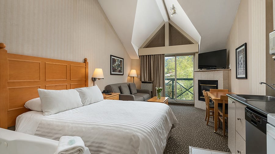 Pinnacle Hotel Photo 2