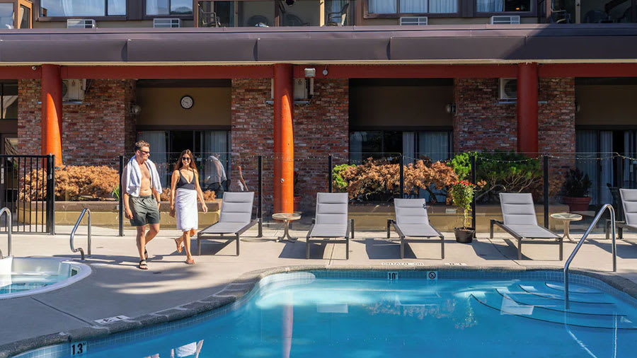 Whistler Village Inn and Suites Photo 6