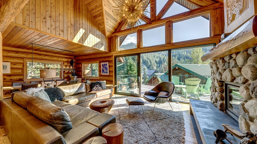 Snowridge Chalet Photo 1