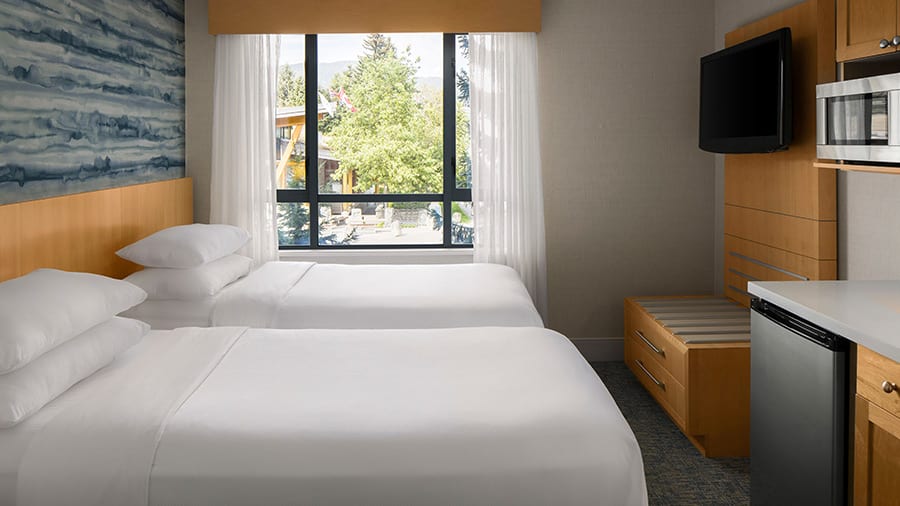 Delta Hotels by Marriott Whistler Village Suites Photo 9