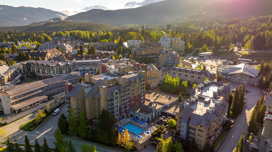 Hilton Whistler Resort & Spa Photo 1