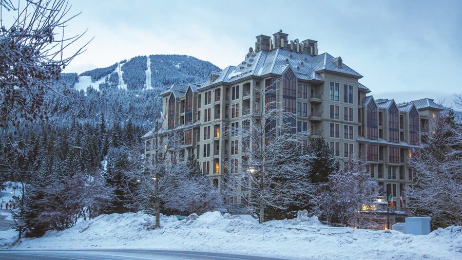 Pan Pacific Whistler Mountainside Photo 18