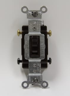 leviton 54524-b image 1