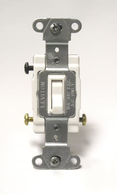 leviton 18203-cw image 1