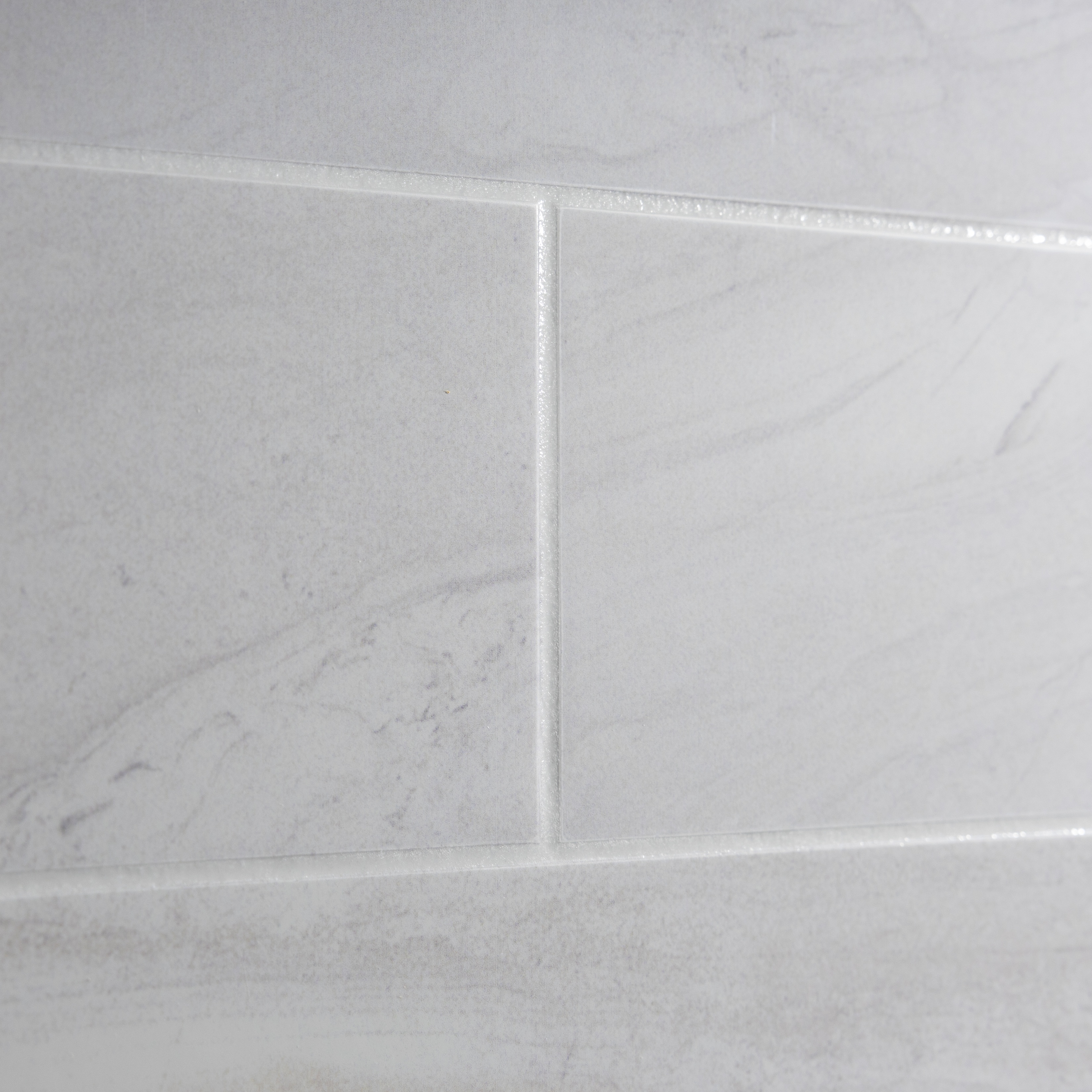MAAX 103424-312-504 UTILE 6030 TUB & SHOWER WALL ORGANIK PERMFROST