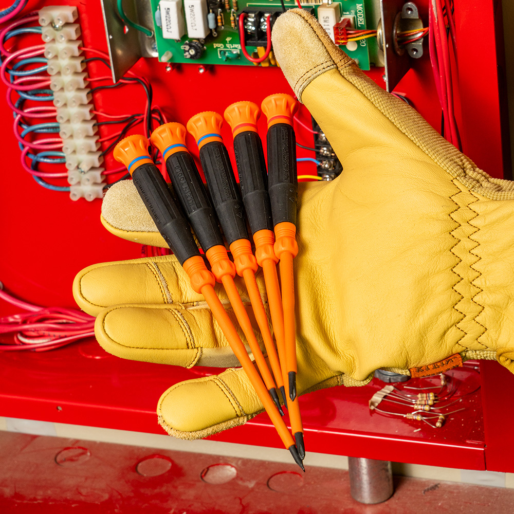 KLEIN 6233INS 3IN SHANK #0 PHILIPS INSULATED PRECISION SCREWDRIVER