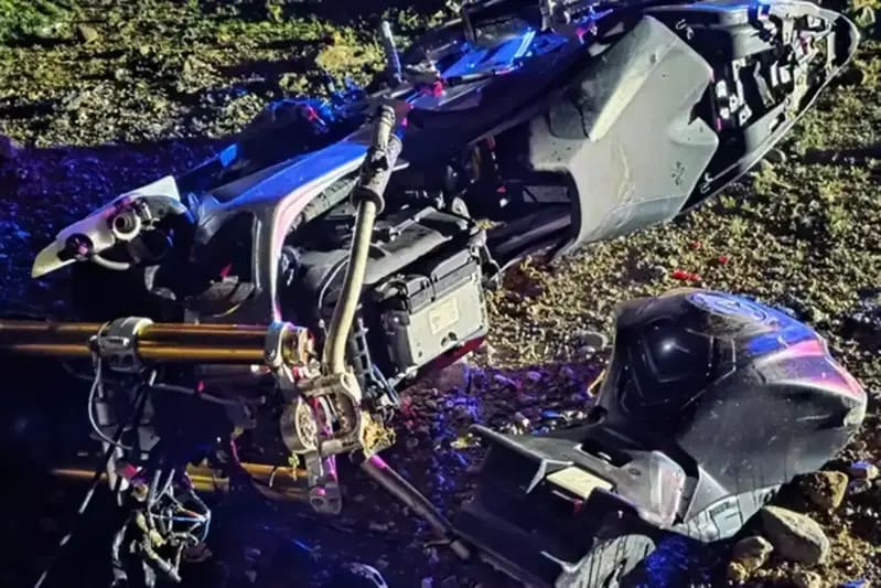 le condizioni della moto dopo l'impatto, foto scattata da Brooke