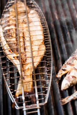 Wein passt Poisson grillé