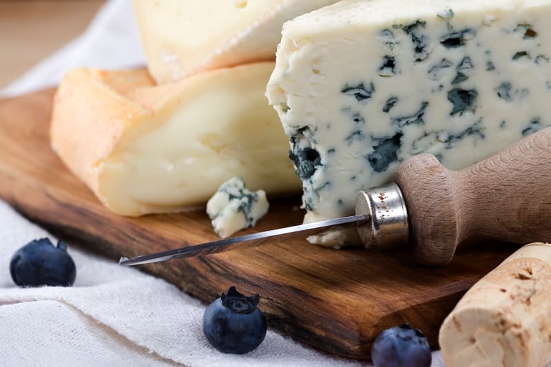 Wein passt Fromages à pâtes persillées