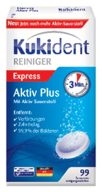 Kukident Aktiv Plus ermöglicht eine kraftvolle Tiefenreinigung, auch an Stellen, wo die Zahnbürste nicht hinkommt.