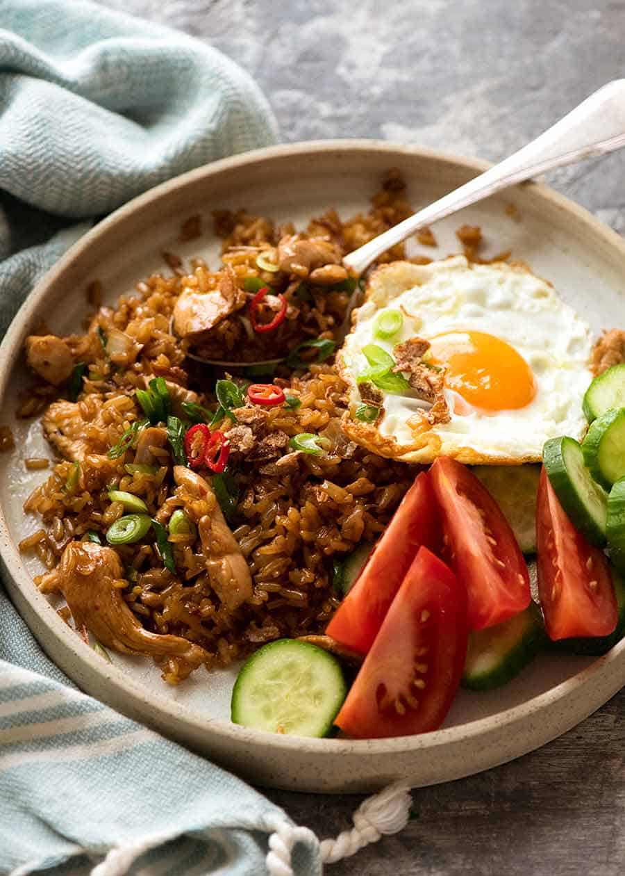 8 Menu Sarapan yang Sering Dikonsumsi Orang Indonesia