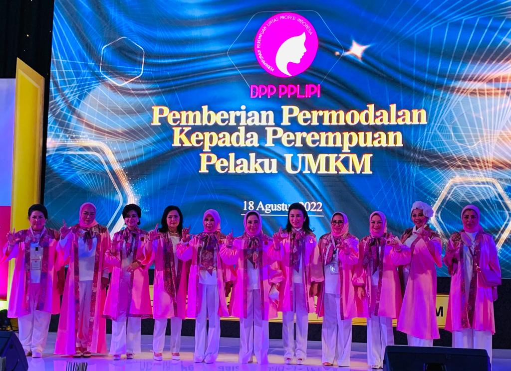 PPLIPI Berikan Bantuan Permodalan Bagi 400 Perempuan Pelaku UMKM