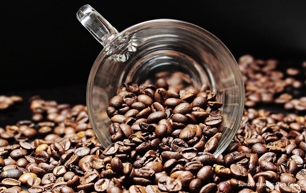 Ini Dia Bahaya Minum Kopi Terlalu Panas