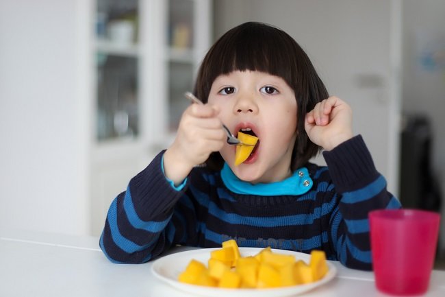 Apa Itu Makanan Tambahan dan Manfaatnya untuk Anak?