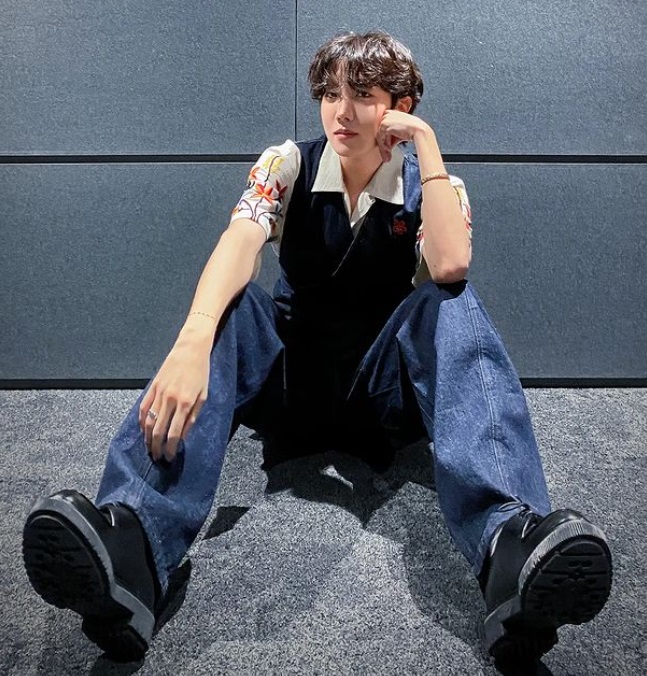 7 Inspirasi OOTD Musim Gugur Ala Idol K-Pop