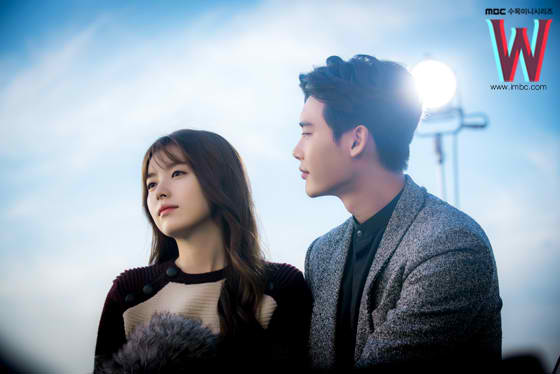 9 K-Drama Lee Jong Suk Yang Wajib Kamu Tonton