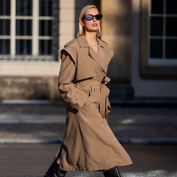 8 Ide Outfit Saat Musim Hujan