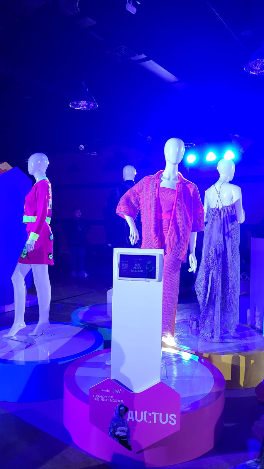 JFW 2023: Desainer Indonesia Hadir Dengan Konsep “Fashion of The Next Normal”