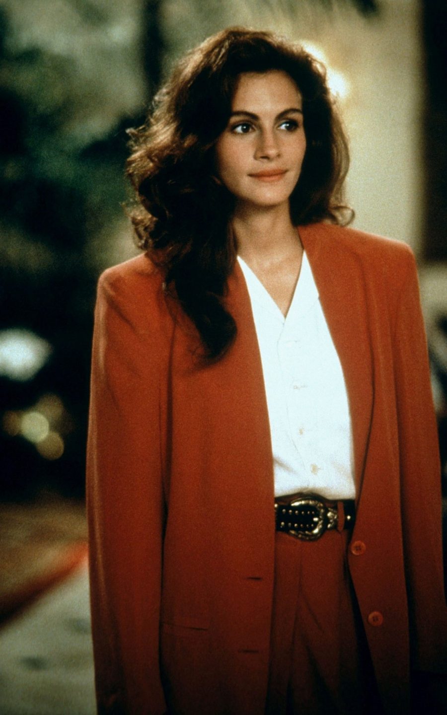 5 Gaya Busana Julia Roberts Dalam Film Pretty Woman yang Ikonik